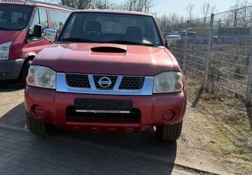 Nissan Navara 222.000 km 6.990 &euro; salzhausen 21376