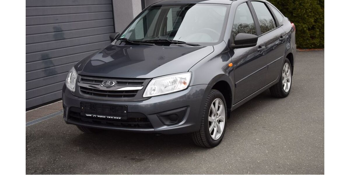 Lada Granta 60.909 km 4.350 &euro; Burgebrach 96138