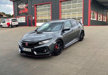 Honda Civic 45.000 km 36.999 &euro; Kämpfelbach 75236