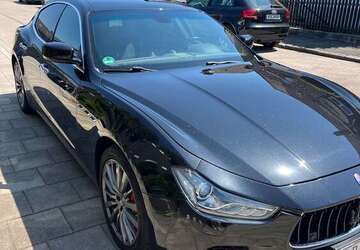 Maserati Ghibli 129.000 km 27.999 &euro; Ismaning 85737
