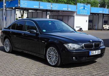BMW 740 217.158 km 7.899 &euro; Siegburg 53721