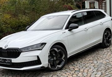 Skoda Superb 4.000 km 46.980 &euro; Schwarzenbach 92720