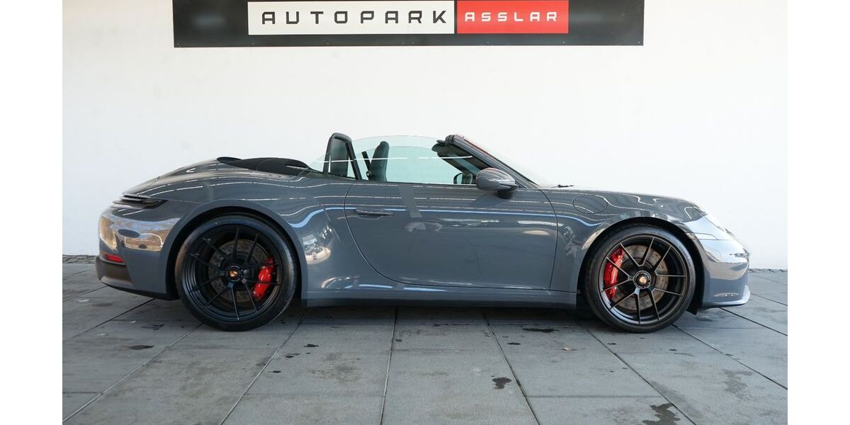 Porsche 992 6.500 km 183.880 &euro; Asslar 35614