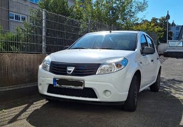 Dacia Sandero 132.733 km 1.600 &euro; Velbert 42551