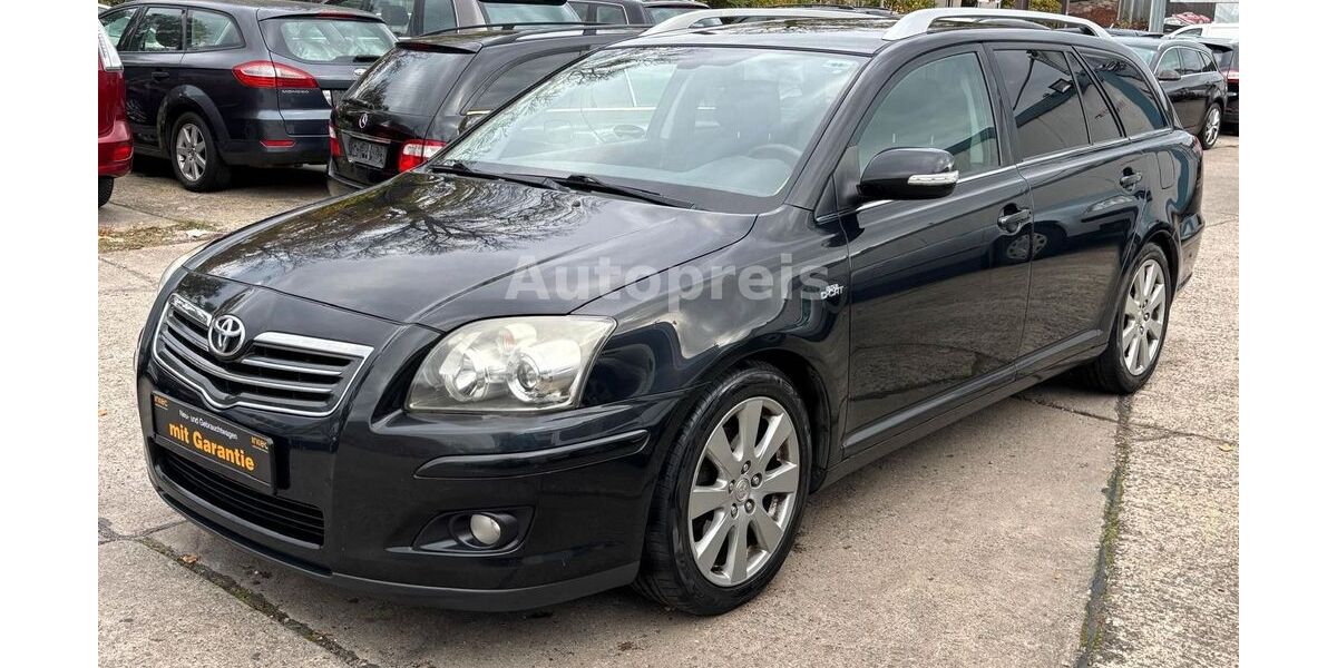 Toyota Avensis 185.000 km 3.200 &euro; Berlin 13127