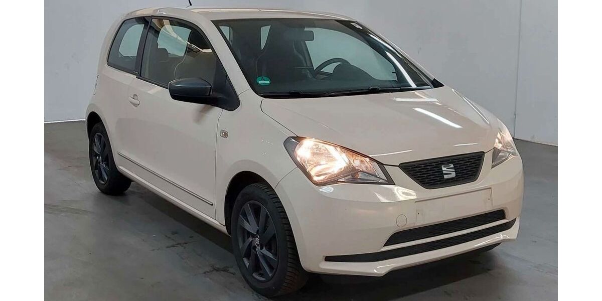 Seat Mii 155.900 km 6.690 &euro; Beienrode bei Göttingen 37130