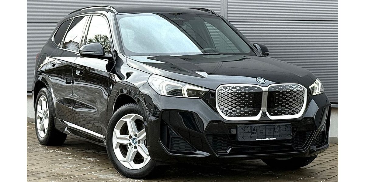 BMW iX1 9.270 km 47.690 &euro; Rohr i. NB (bei Regensburg) 93352