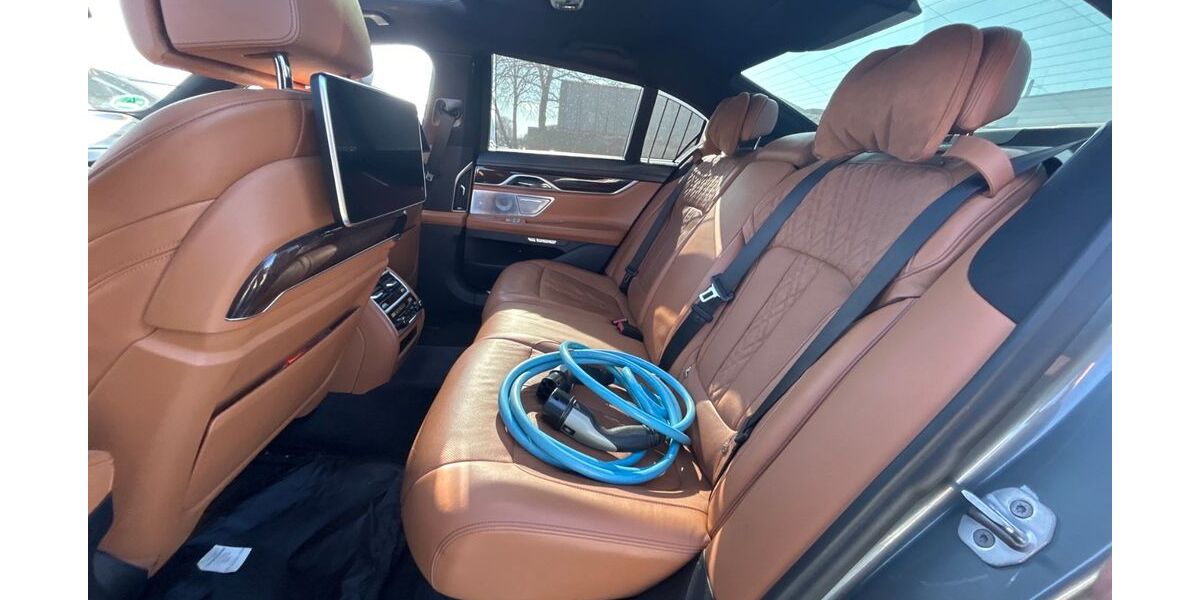 BMW 740 267.800 km 23.990 &euro; Vöhringen 89269