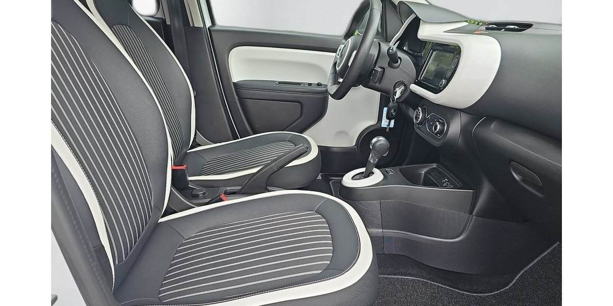 Renault Twingo Techno Electric 14.000 km 12.970 &euro; Schwalbach/Taunus 65824
