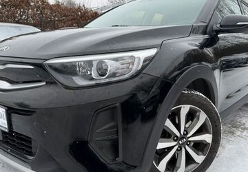 Kia Stonic 67.741 km 15.890 &euro; Großbeeren 14979