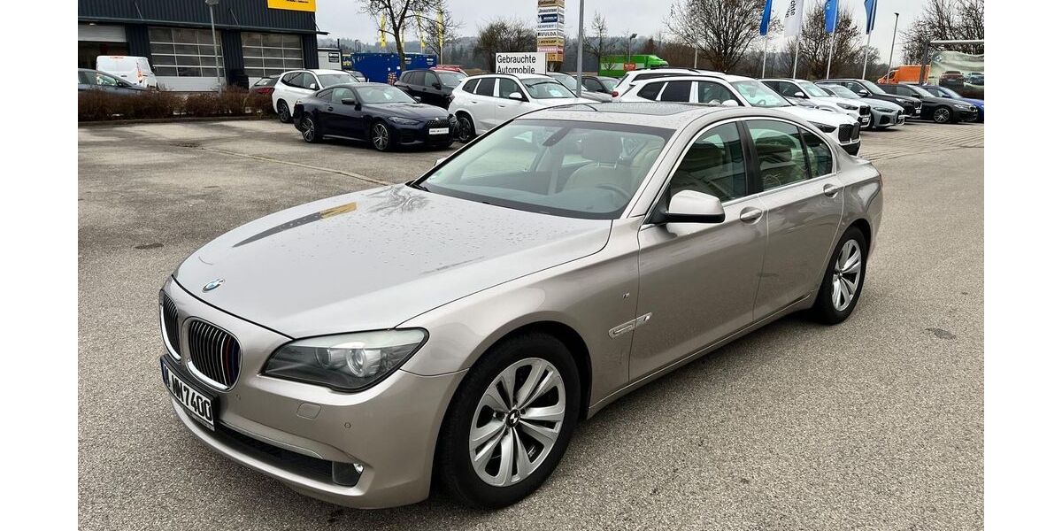 BMW 740 193.000 km 8.900 &euro; Fellbach 70736