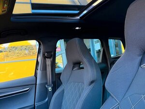 Skoda Karoq Sportline 34.277 km 29.995 &euro; Battenberg 35088