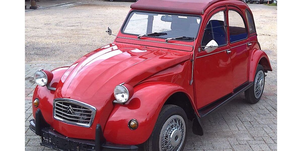 Citroen 2 CV 100.000 km 6.450 &euro; Mönchweiler 78087