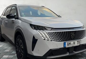 Peugeot 5008 2.500 km 35.790 &euro; Nürnberg OT Schweinau 90439