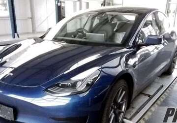 Tesla Model 3 63.950 km 23.850 &euro; Schöningen 38364