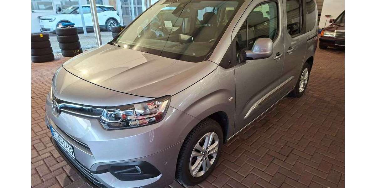 Toyota Proace 49.500 km 23.850 &euro; Wülfrath 42489