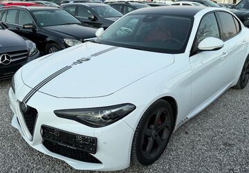 Alfa Romeo Giulia 285.000 km 8.990 &euro; München 81829