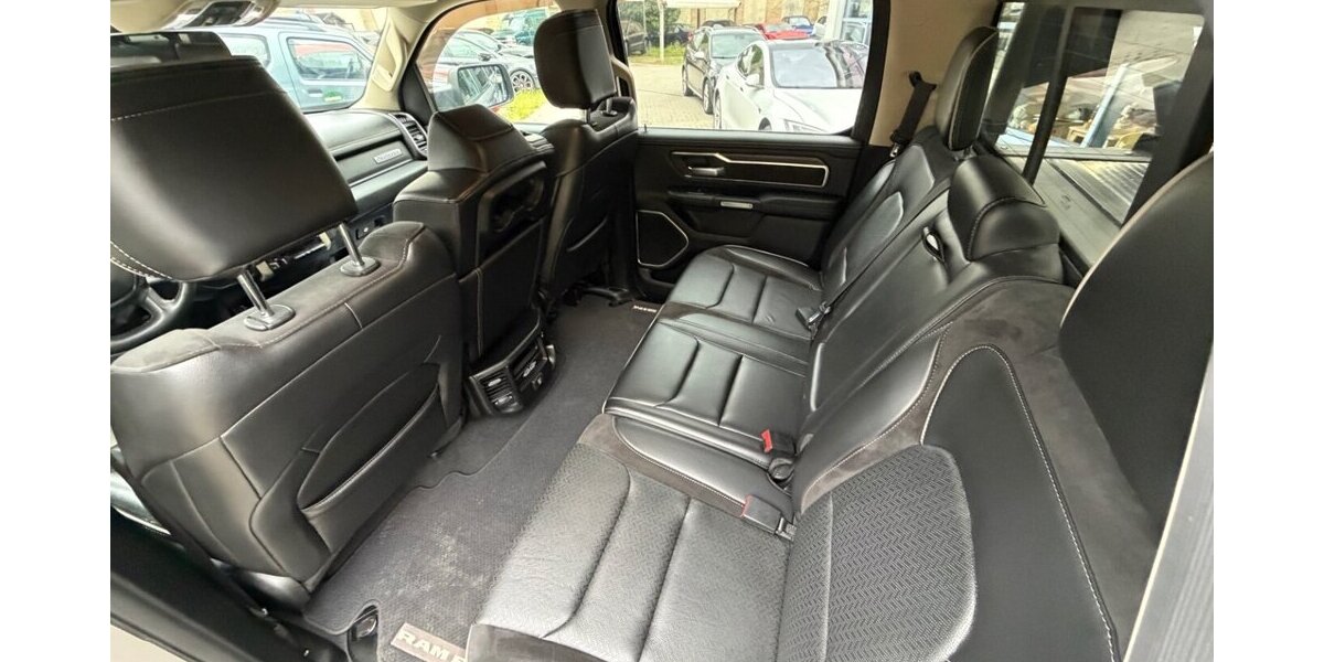 Dodge RAM 1500 Hemi Laramie4x4