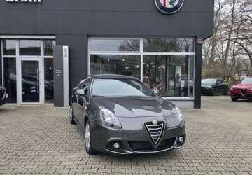 Alfa Romeo Giulietta 44.499 km 13.900 &euro; RASTATT 76437