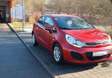 Kia Rio 58.579 km 7.590 &euro; Heidenheim-Schnaitheim 89520