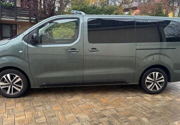 Peugeot Traveller 11.000 km 42.500 &euro; Röthenbach 90552