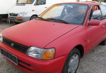 Toyota Starlet 84.967 km 1.400 &euro; Hamburg 20537