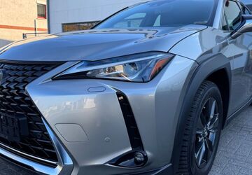 Lexus UX 86.722 km 19.999 &euro; Bad Doberan 18209