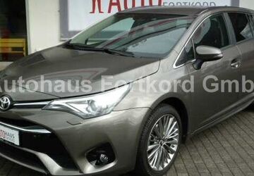 Toyota Avensis 59.980 km 18.950 &euro; Bielefeld 33689