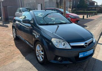 Opel Tigra 147.000 km 2.990 &euro; Löningen 49624