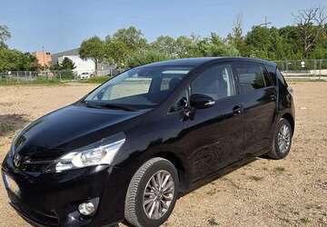 Toyota Verso 110.000 km 12.900 &euro; weil.am rhein 79576