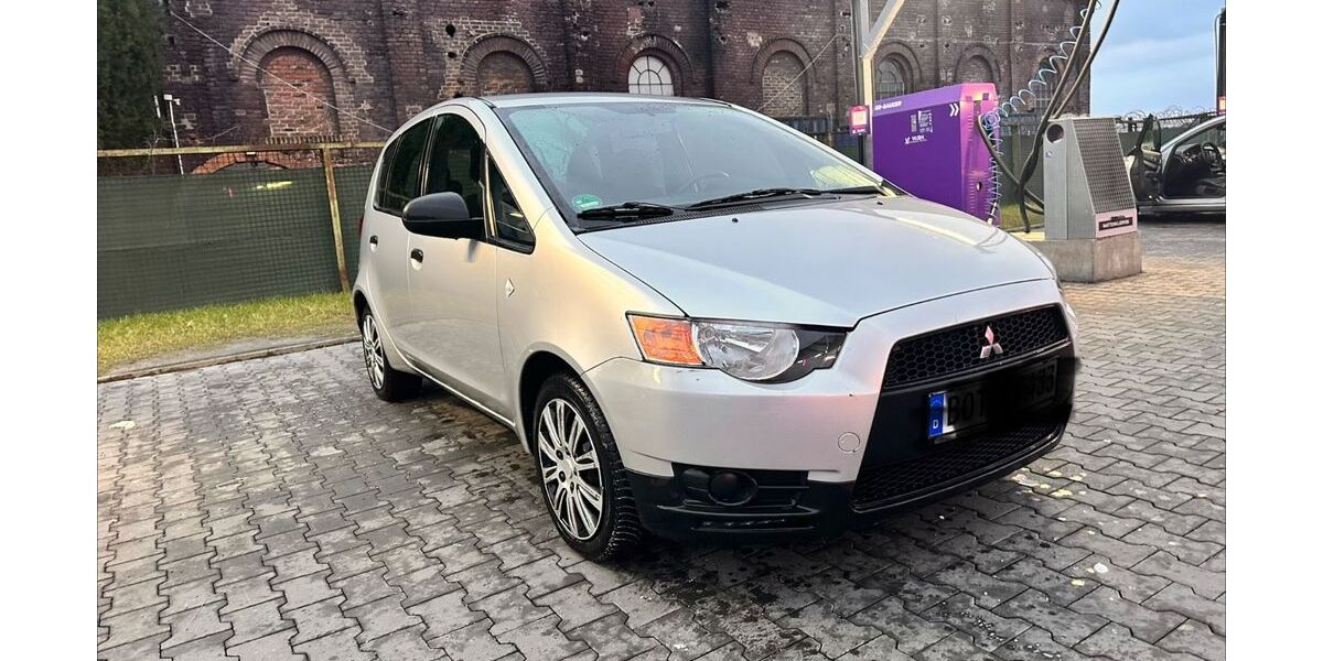 Mitsubishi Colt 108.000 km 3.049 &euro; Herne 44623
