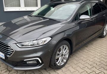 Ford Mondeo 42.998 km 23.499 &euro; Leuna 06237