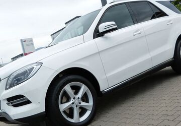 Mercedes-Benz ML 350 199.800 km 19.490 &euro; Fürth 90763