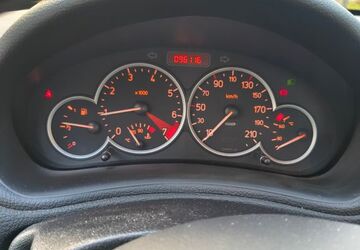 Peugeot 206 96.500 km 2.333 &euro; Bad Grund 37539