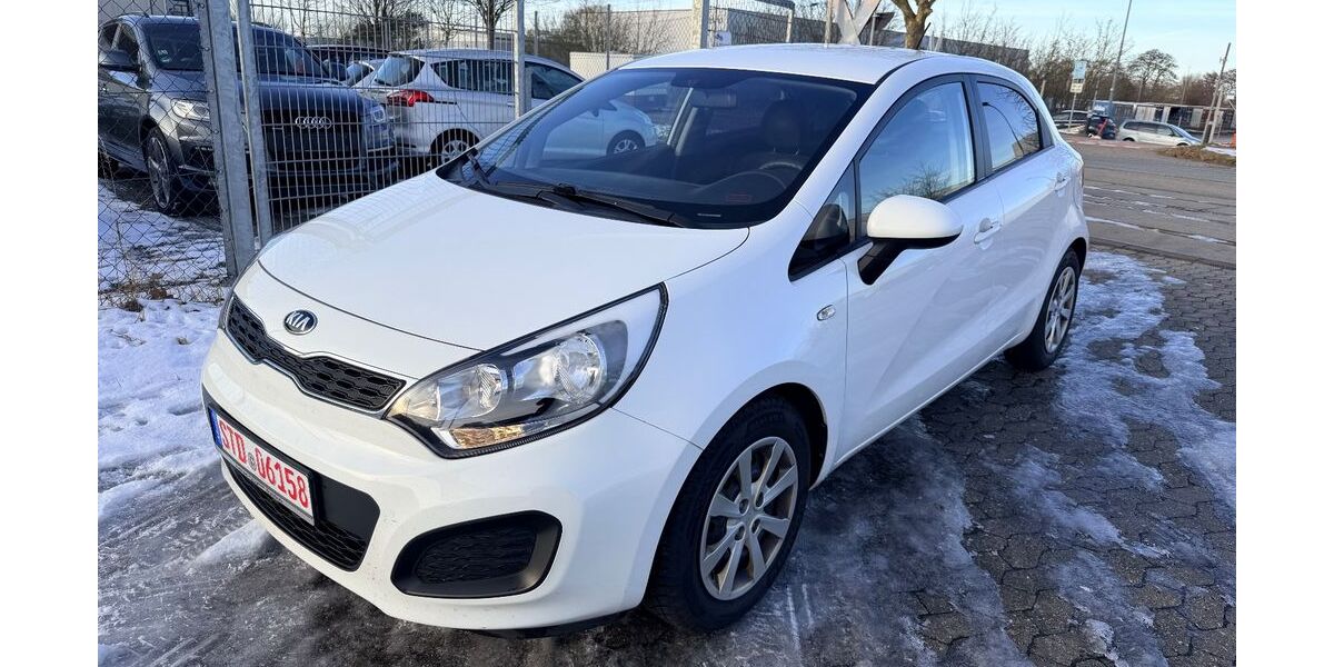 Kia Rio 140.000 km 6.999 &euro; Buxtehude 21614