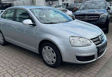 VW Jetta 98.000 km 6.999 &euro; Worms 67547