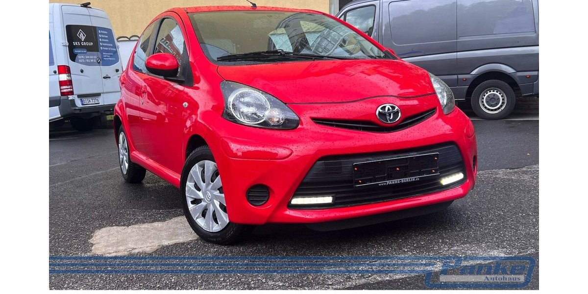 Toyota Aygo Cool Go 5trg*NAV*BT*Klima*LED*USB*Allwetter 119.619 km 5.200 &euro; Berlin 13187