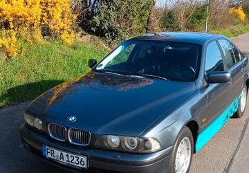 BMW 523 311.000 km 1.750 &euro; Breisach am Rhein 79206