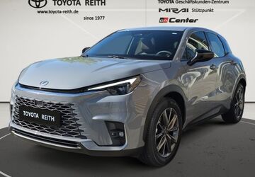 Lexus LBX 2.650 km 37.270 &euro; Pfaffenhofen 85276