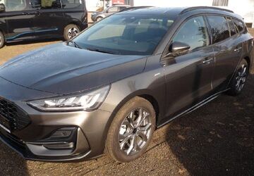 Ford Focus 2.000 km 28.990 &euro; Freisen 66629