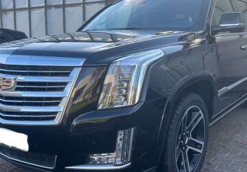 Cadillac Escalade 122.000 km 49.850 &euro; Neu Isenburg 63263