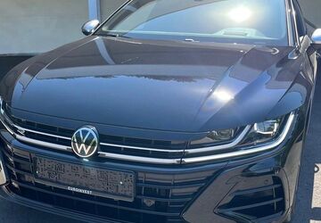 VW Arteon 17.900 km 50.575 &euro; München 81737