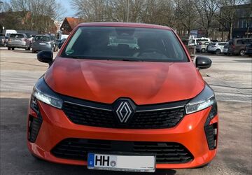 Renault Clio 17.500 km 15.900 &euro; hamburg 21029