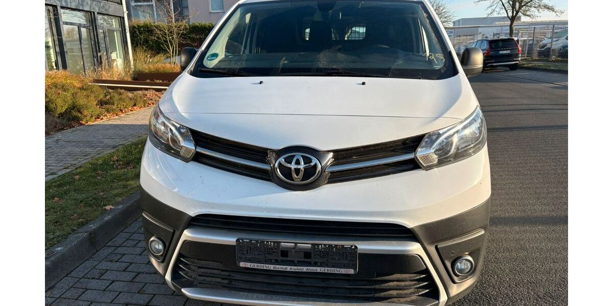 Toyota Proace (Verso) 50.430 km 17.017 &euro; Nottuln 48301