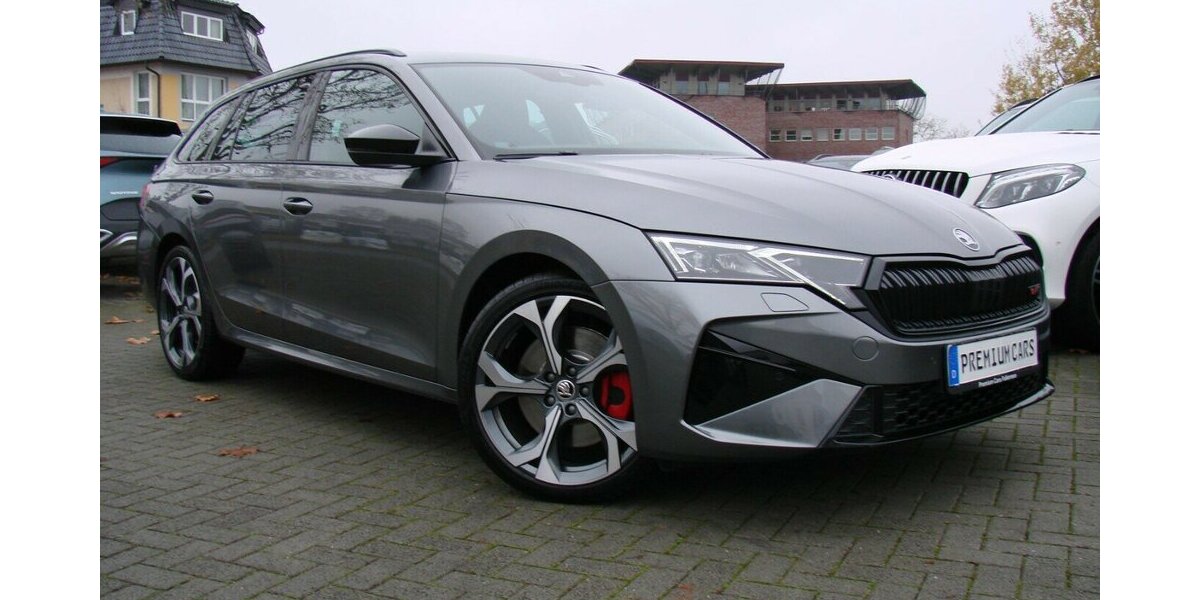 Skoda Octavia RS 2.0TSi AHK ACC LED Kamera 4.466 km 37.980 &euro; Falkensee 14612