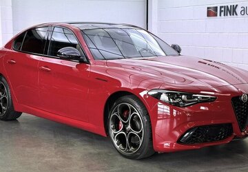 Alfa Romeo Giulia 2.0 Competizione Q4 Panoramadach 22.300 km 37.560 &euro; Lich 35423