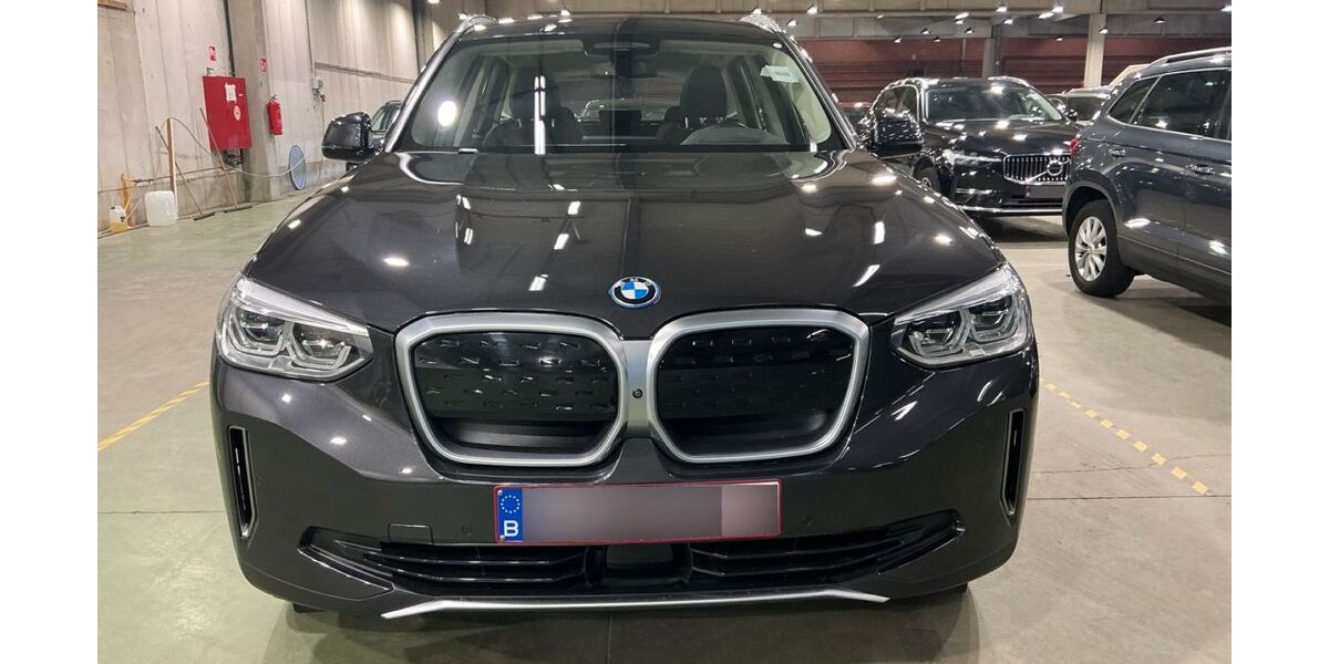 BMW iX3 101.752 km 27.675 &euro; Amberg 92224