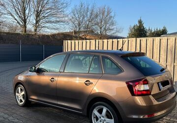 Skoda Rapid 155.000 km 7.500 &euro; Kluse Steinbild 26892