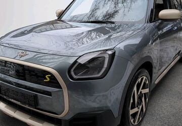 Mini Countryman SE (Cooper) 2.090 km 46.416 &euro; 
