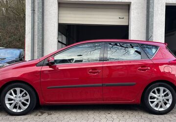 Toyota Auris 175.000 km 6.500 &euro; Saarbrücken 66115